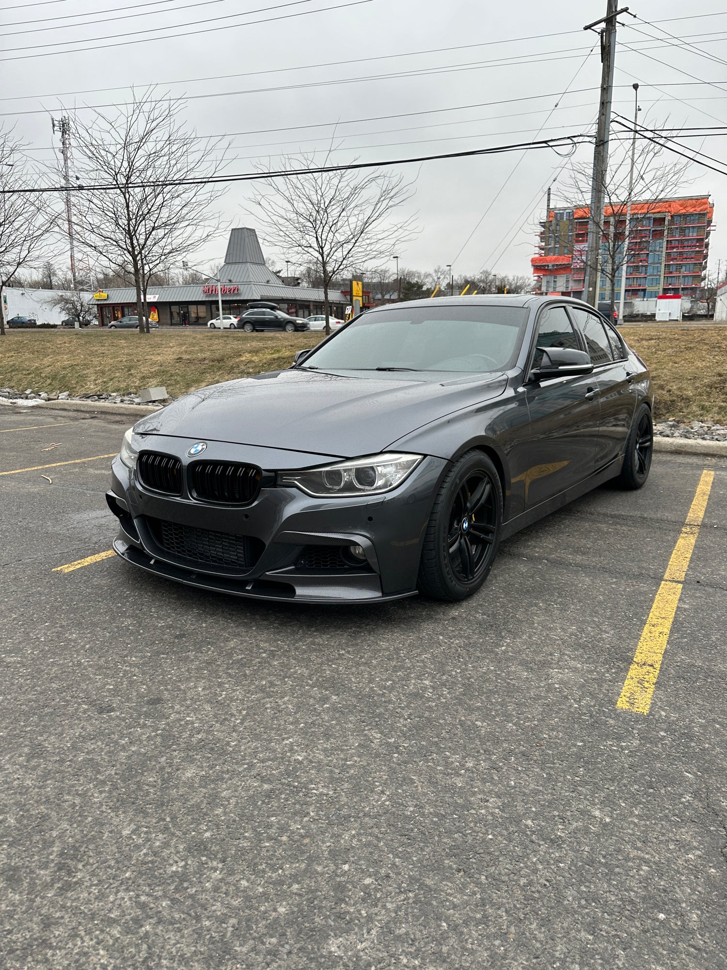 BMW F30